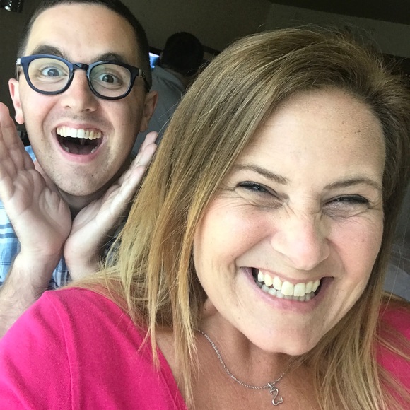 Meet Your Posher - Picture 5 of 6