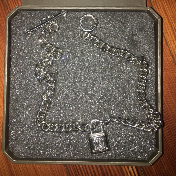 Juicy couture silver necklace