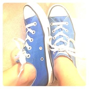 Classic blue converse
