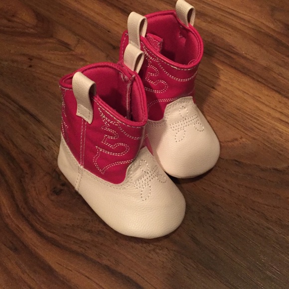 Baby boots size 0