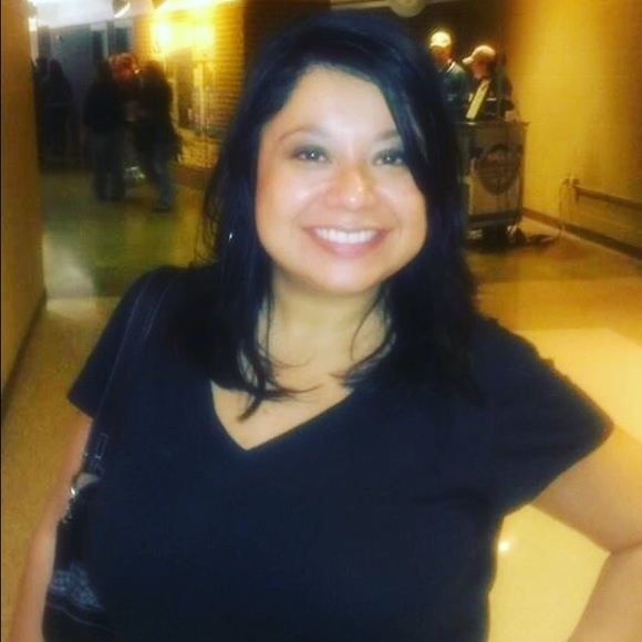 Meet your Posher, Rachel - Picture 4 of 4