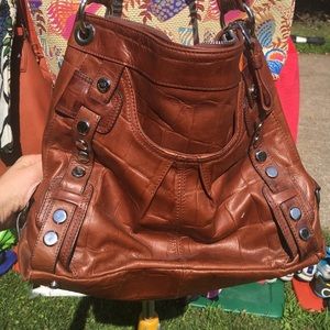 B. Makowsky brown purse
