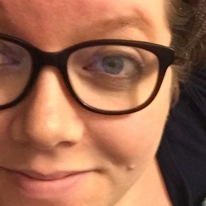 Meet your Posher, Kim
