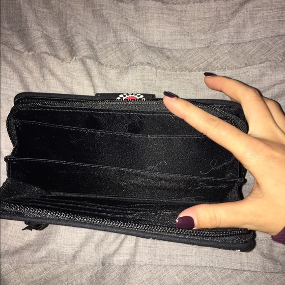 Vera Bradley turn lock wallet - Picture 3 of 4