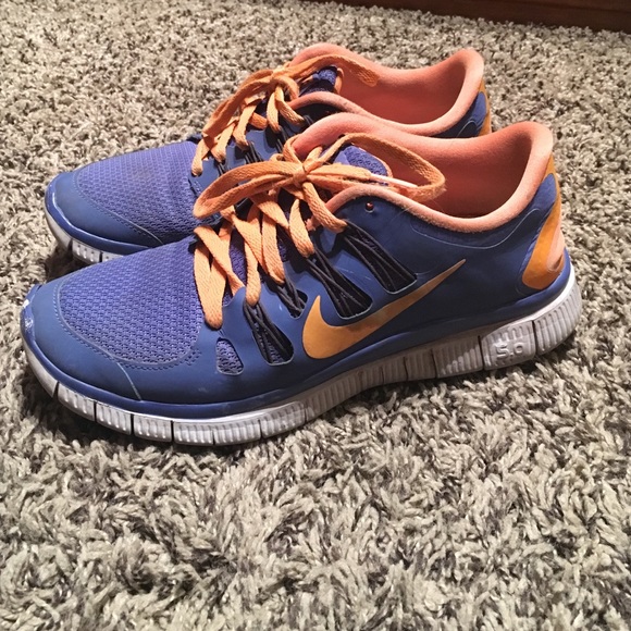Nike Shoes - Nike Free 5.0 sneakers size 6.5