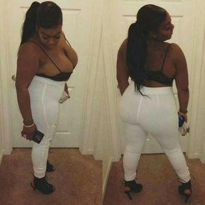 Meet your Posher, Nae