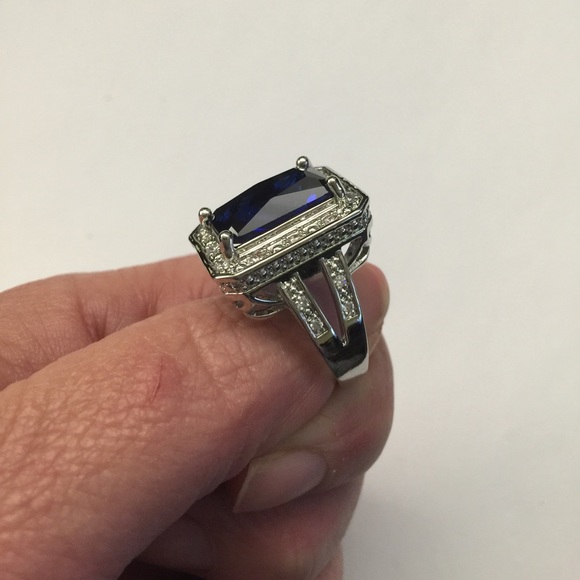 Statement ring - Picture 2 of 4