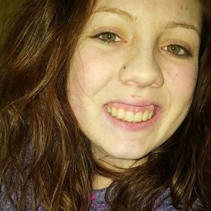 Meet your Posher, Gabrielle