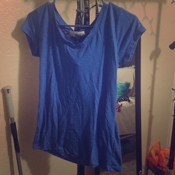 Medium blue shirt sleeved t shirt