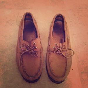 Sperry boat shoes