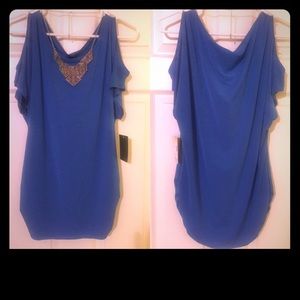 Blue Bongo top w/necklace