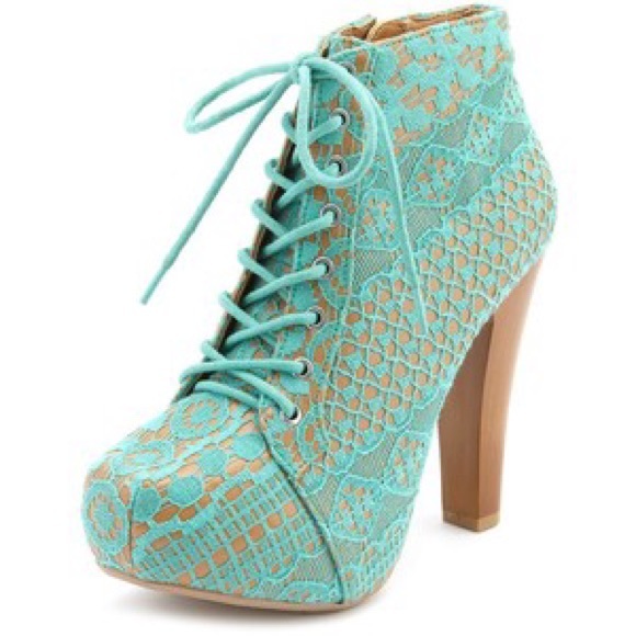 ISO: Vintage lace lace-up heel bootie