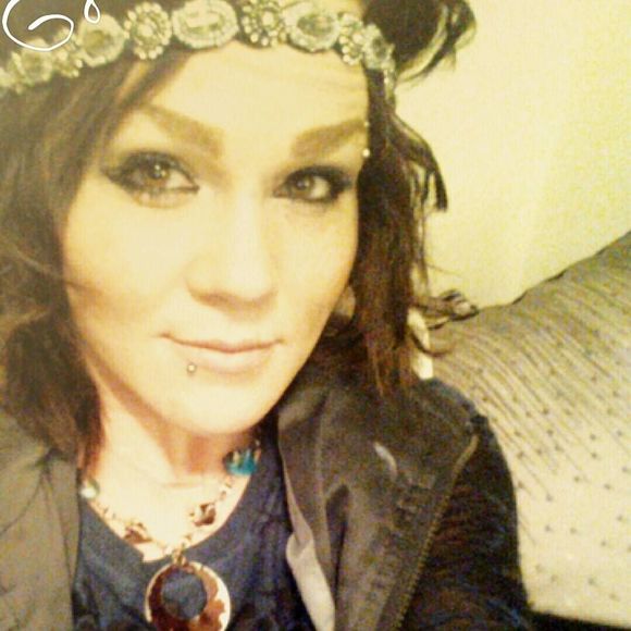 Meet your Posher, Joann - Picture 1 of 1