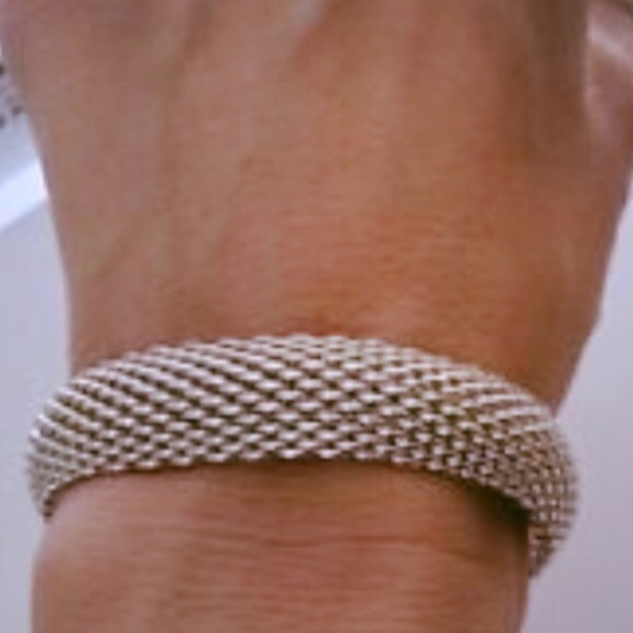 ⭐️ONE LEFT$275 Solid Sterling Mesh Bangle Bracelet - Picture 3 of 5