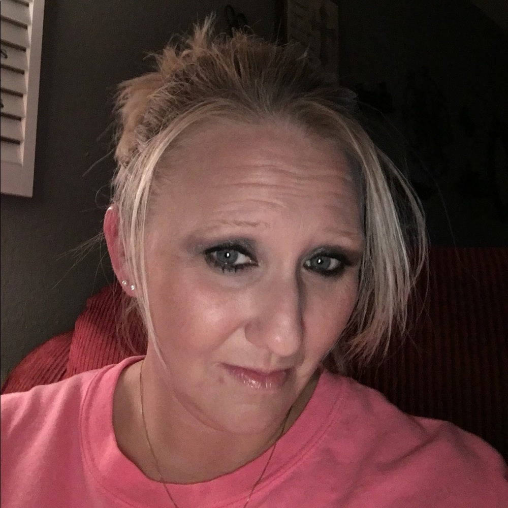 Meet your Posher, Stacie