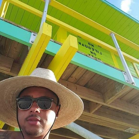 Meet your Posher, Bryan - Picture 1 of 1