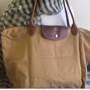 Longchamp Handbags - Large Tan longchamp purse Longchamp Handbags - Large Tan longchamp purse