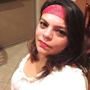 Meet your Posher, Elena