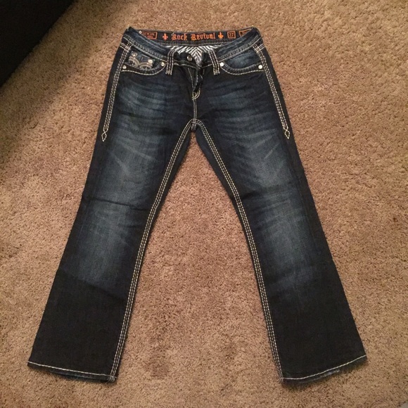 Never been worn. Smoke free/pet free home. - Picture 1 of 3