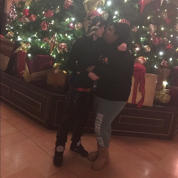 Meet your Posher, Andrew - Picture 1 of 1