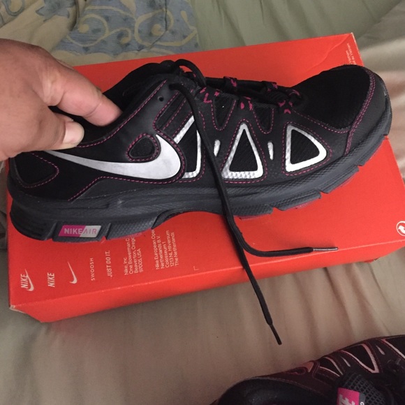 Nike sneakers - Picture 4 of 4