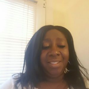 Meet your Posher, Joyce