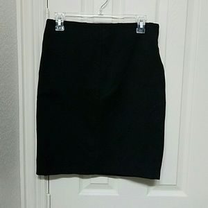 EUC Sz 6 Black instantly slimming pencil skirt