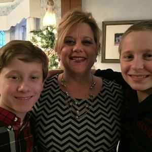 Meet your Posher, Holli