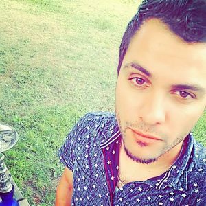 Meet your Posher, Layth