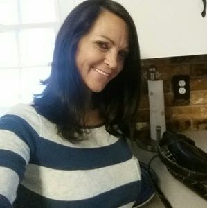 Meet your Posher, Velisha