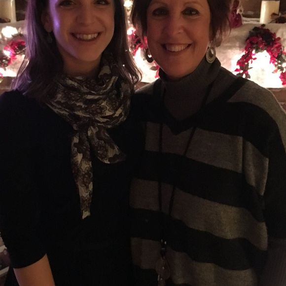 Meet your Posher, Hannah - Picture 1 of 1