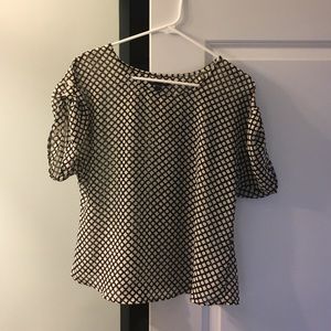 Short sleeved Gap blouse