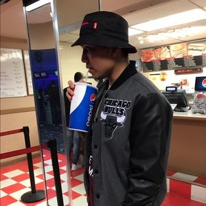 Meet your Posher, Jonathan