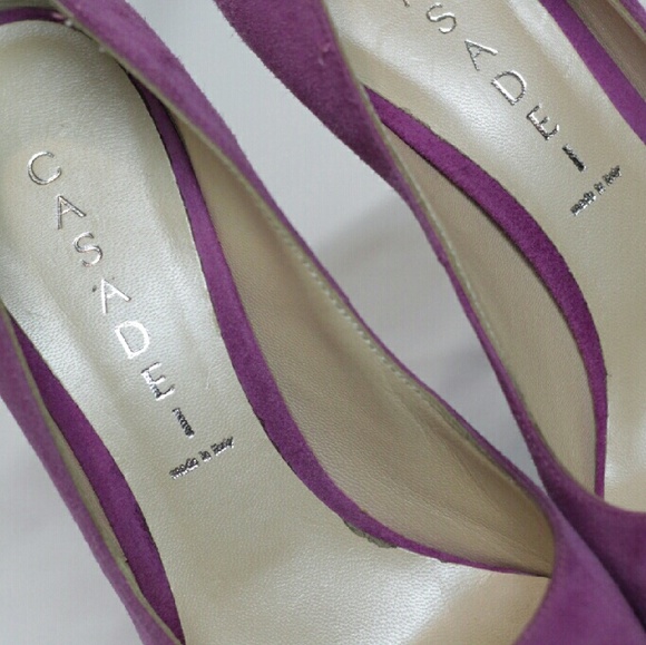 **SOLD** Casadei 🖤 - Picture 4 of 4