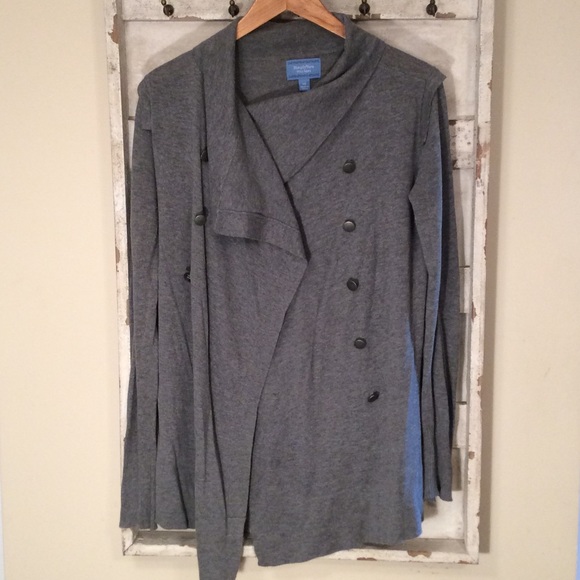 Simply Vera Vera Wang gray lightweight sweater
