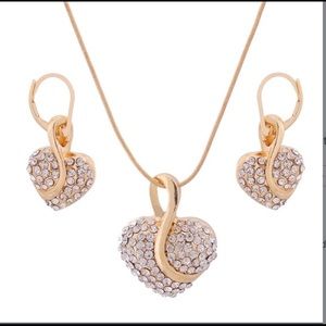 Lovely Gold Tone Heart Set