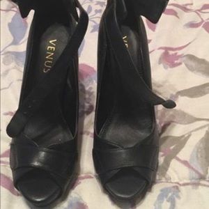 Venus heels
