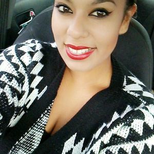 Meet your Posher, Mely