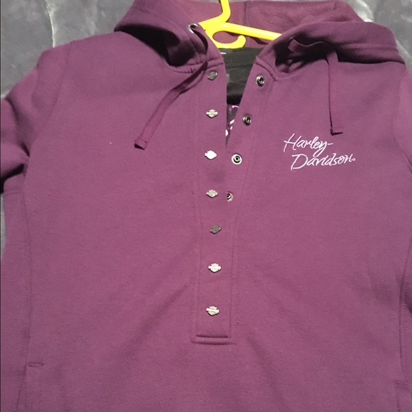 Harley Davidson hoodie winged logo on back