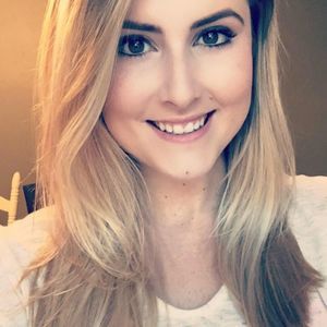 Meet your Posher, Joelle