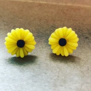 On sale!!! Sunflower earrings black and yellow