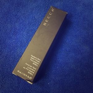 Becca radiant skin satin finish foundation