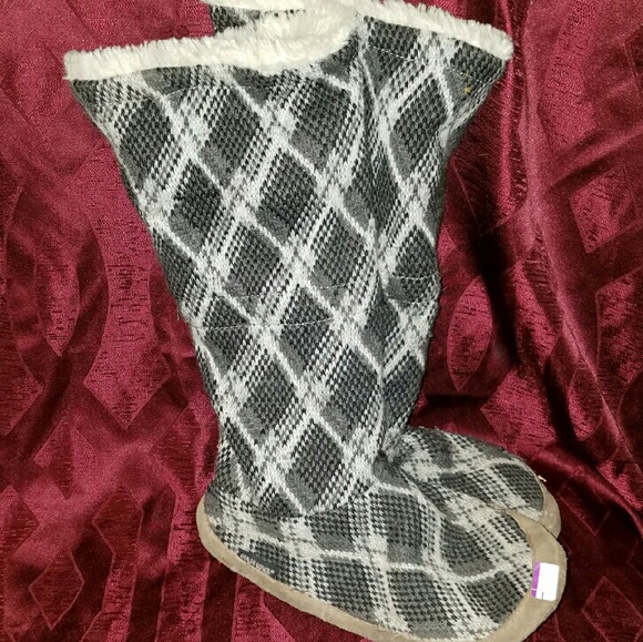 Slipper - Picture 3 of 3
