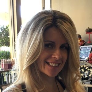 Meet your Posher, Lori