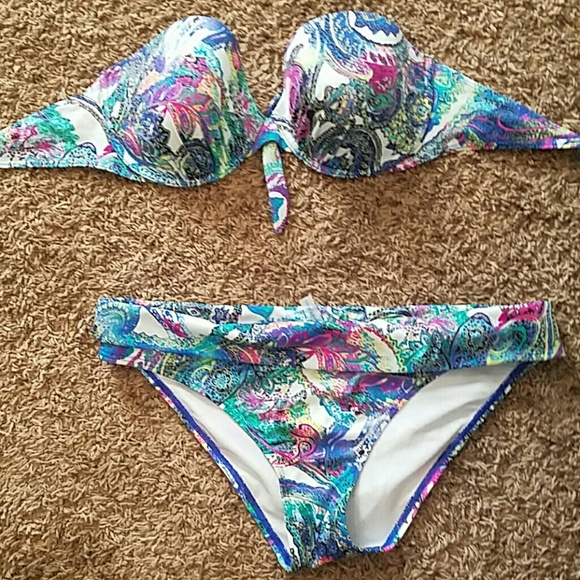 Brand New Victoria's Secret Bio Fit Bikini
