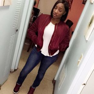 Meet your Posher, Ciera