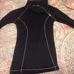 Under Armour fitted workout jacket