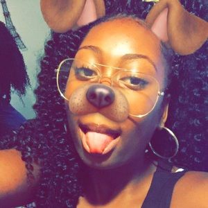 Meet your Posher, Kyla