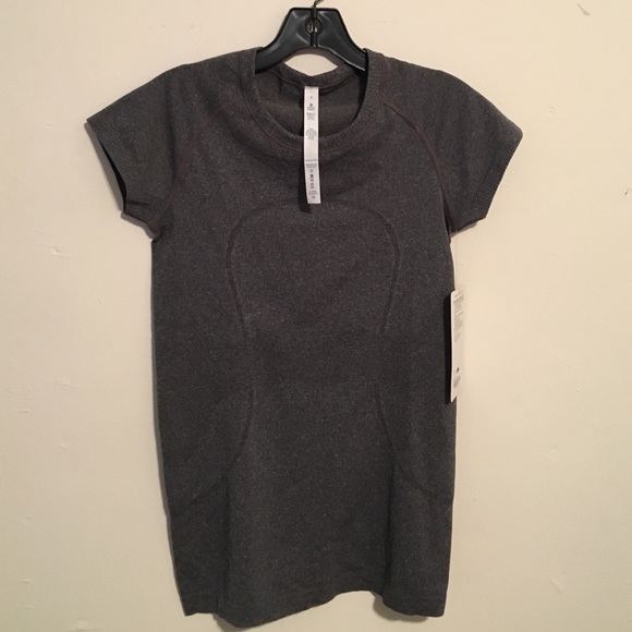 Lululemon run swiftly short sleeve top