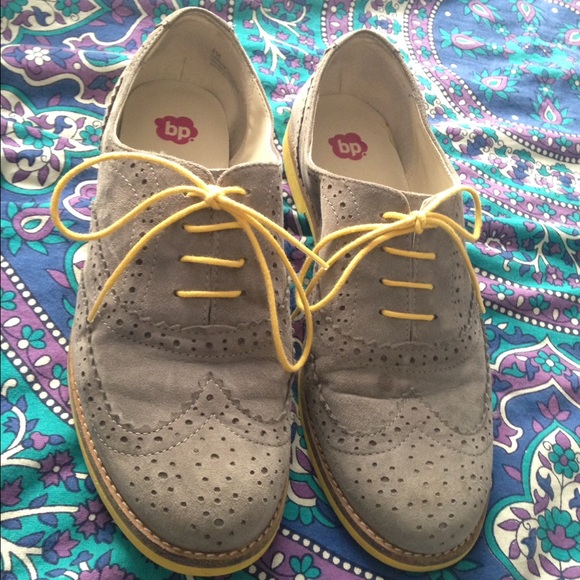 Oxfords, lightly worn, good condition